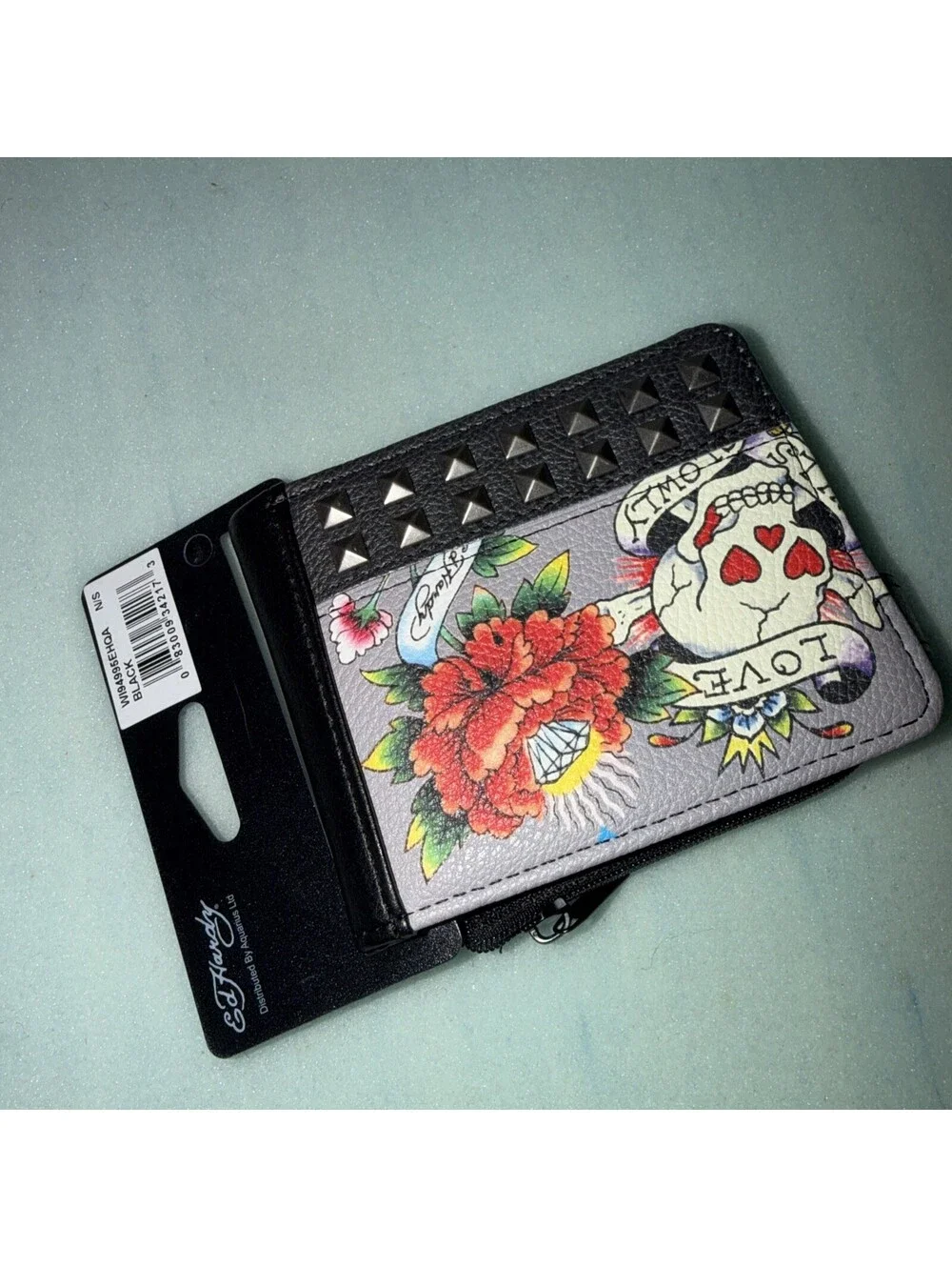 ED HARDY BI-FOLD SNAP CLOSURE/ZIPPERED POCKET/METAL STUDS WALLET - NWT